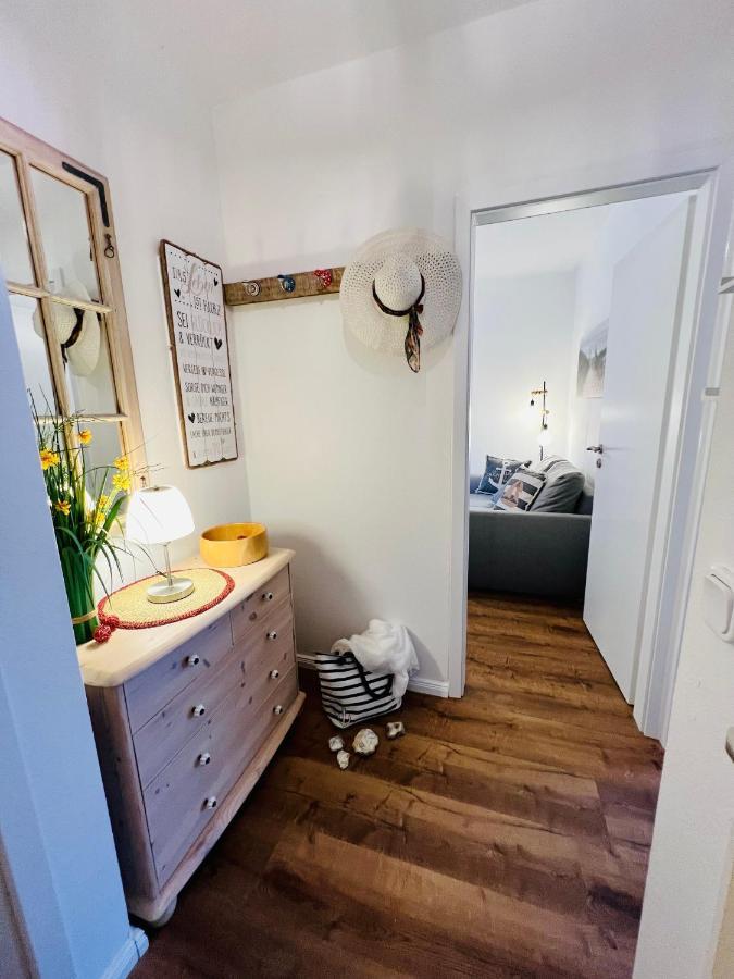 Seelund - Meeresrauschen Lauschen - Ruhiges Sonniges Apartment Mit Garten Und Terrasse Nahe Strand Und Ostsee Schönhagen エクステリア 写真